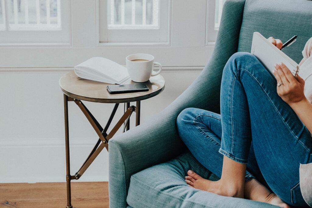 The Real Reason Perfectionists Can’t Do the Bare Minimum (Even When They Want To)